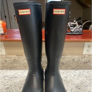 Women’s hunter rubber rain tall boots